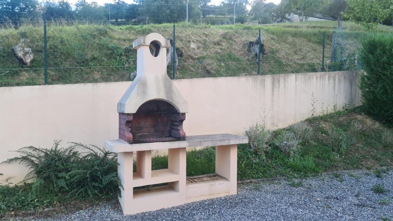 Petite Maison Aux Abords De Bagneres De Bigorre Exterior foto